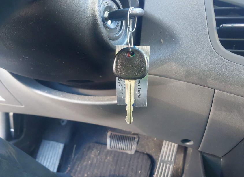 Photo 11 of 2013 Hyundai Elantra GLS (VIN 5NPDH4AE1DH448395)