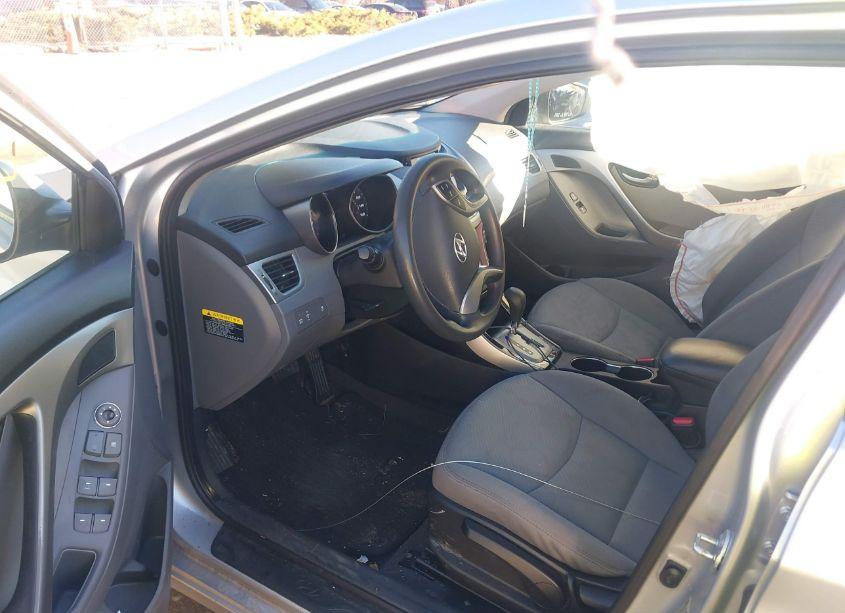 Photo 5 of 2013 Hyundai Elantra GLS (VIN 5NPDH4AE1DH448395)