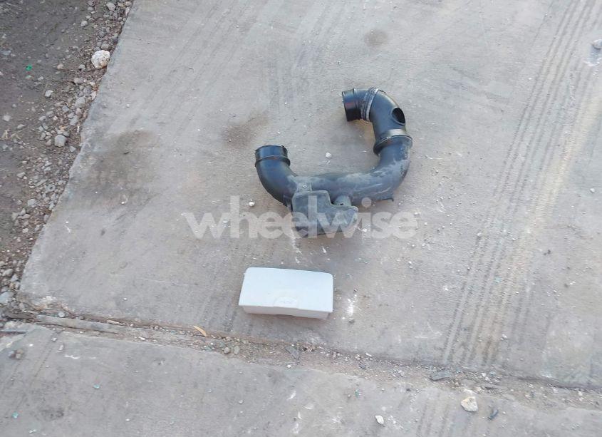 Photo 12 of 2014 Hyundai Elantra SE (VIN 5NPDH4AE1EH459365)