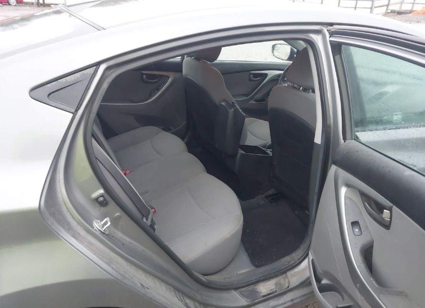 Photo 8 of 2014 Hyundai Elantra SE (VIN 5NPDH4AE1EH465764)