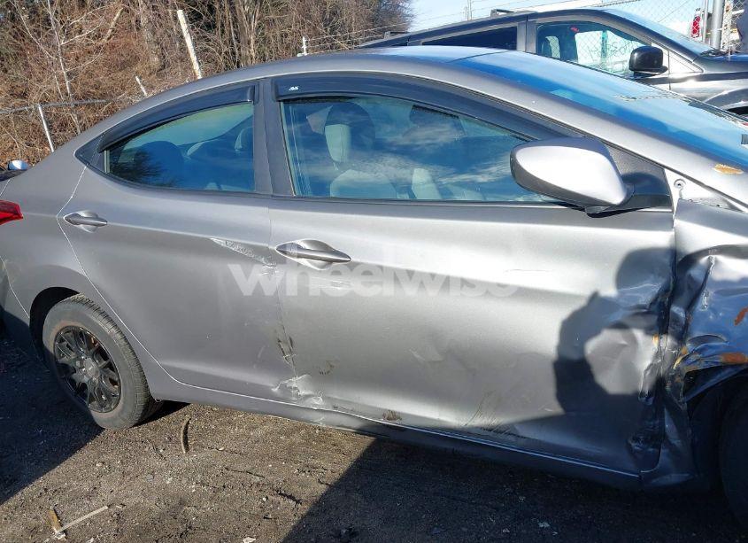 Photo 13 of 2014 Hyundai Elantra SE (VIN 5NPDH4AE1EH466686)