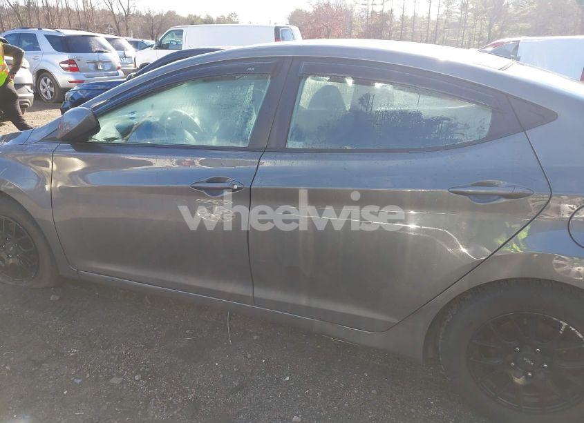 Photo 14 of 2014 Hyundai Elantra SE (VIN 5NPDH4AE1EH466686)