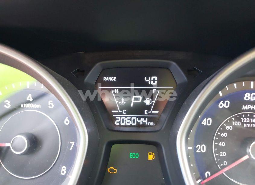 Photo 12 of 2014 Hyundai Elantra LIMITED (VIN 5NPDH4AE1EH475811)