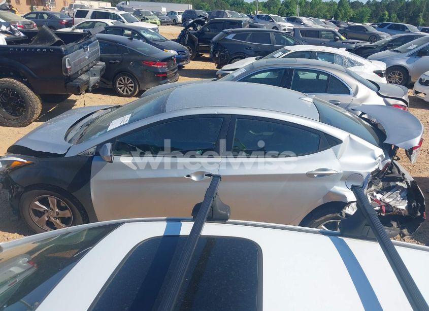 Photo 14 of 2014 Hyundai Elantra SE (VIN 5NPDH4AE1EH478191)