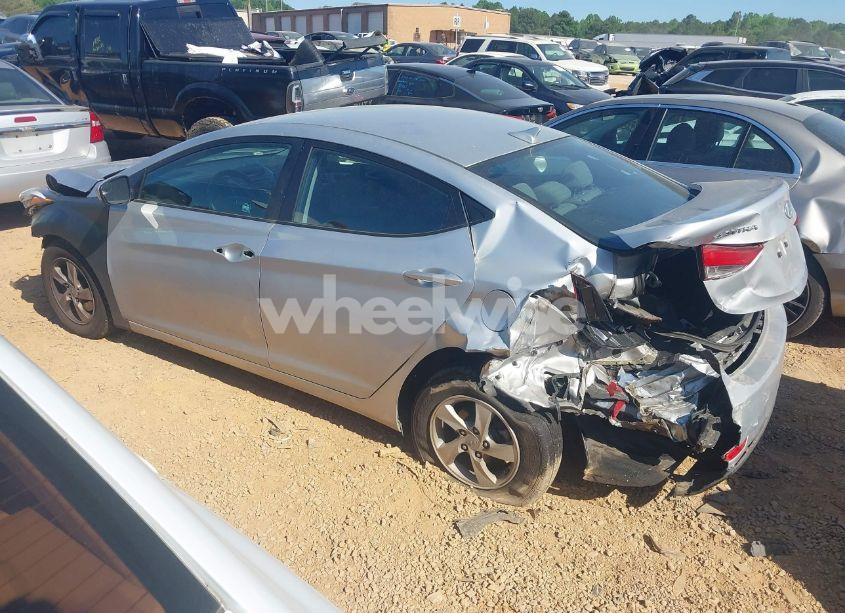 Photo 3 of 2014 Hyundai Elantra SE (VIN 5NPDH4AE1EH478191)