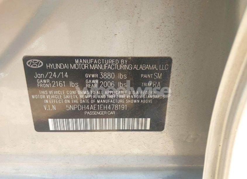 Photo 9 of 2014 Hyundai Elantra SE (VIN 5NPDH4AE1EH478191)