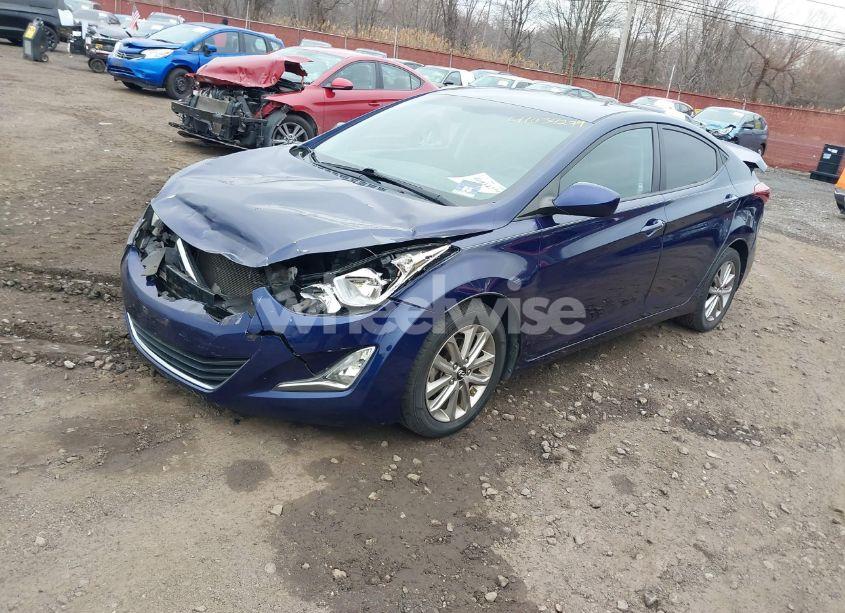 Photo 2 of 2014 Hyundai Elantra SE (VIN 5NPDH4AE1EH478904)