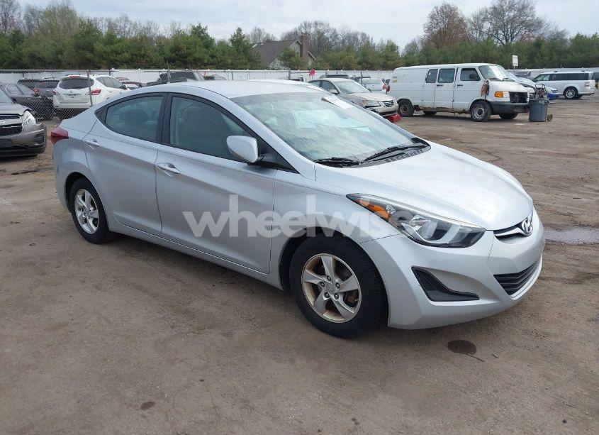 2014 Hyundai Elantra SE (VIN 5NPDH4AE1EH496903) main photo