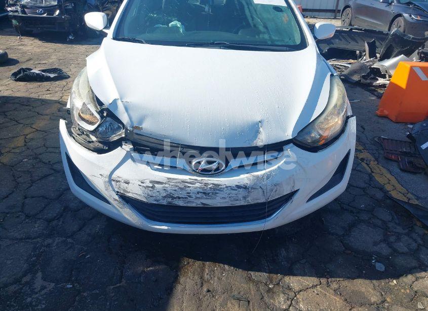 Photo 6 of 2014 Hyundai Elantra SE (VIN 5NPDH4AE1EH511786)
