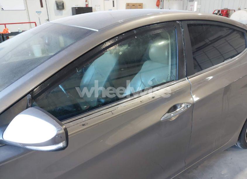 Photo 6 of 2014 Hyundai Elantra LIMITED (VIN 5NPDH4AE1EH518639)