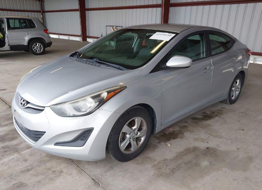 Photo 2 of 2014 Hyundai Elantra SE (VIN 5NPDH4AE1EH521959)