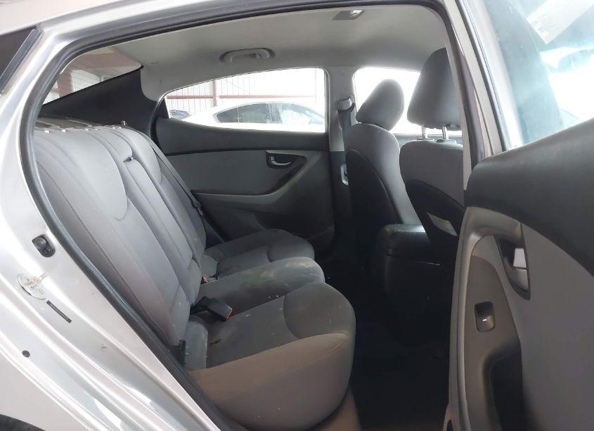 Photo 8 of 2014 Hyundai Elantra SE (VIN 5NPDH4AE1EH521959)