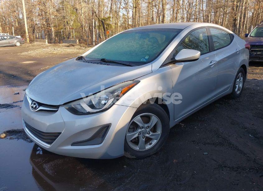 Photo 2 of 2014 Hyundai Elantra SE (VIN 5NPDH4AE1EH523226)