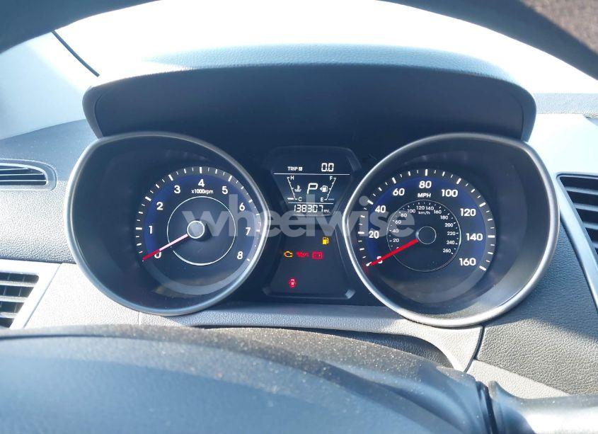 Photo 7 of 2014 Hyundai Elantra SE (VIN 5NPDH4AE1EH523226)