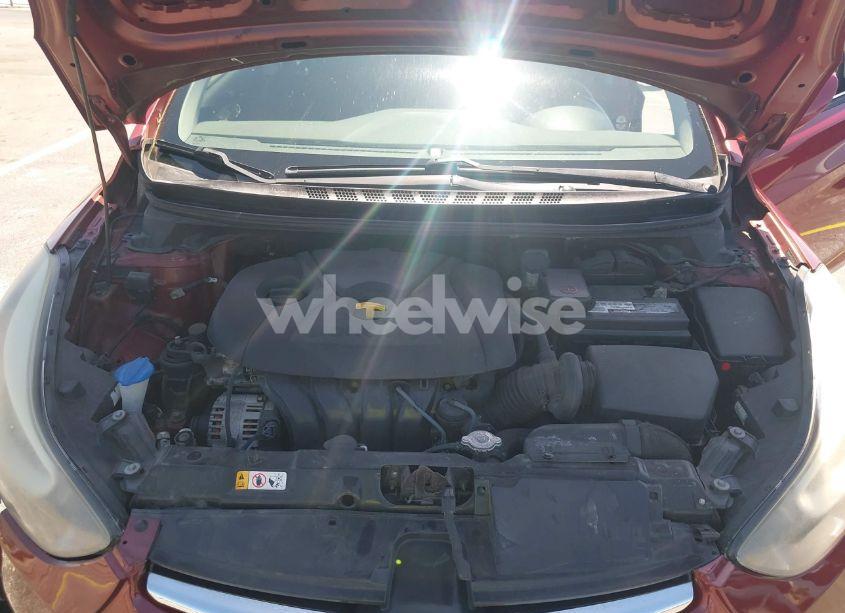 Photo 10 of 2014 Hyundai Elantra SE (VIN 5NPDH4AE1EH531519)