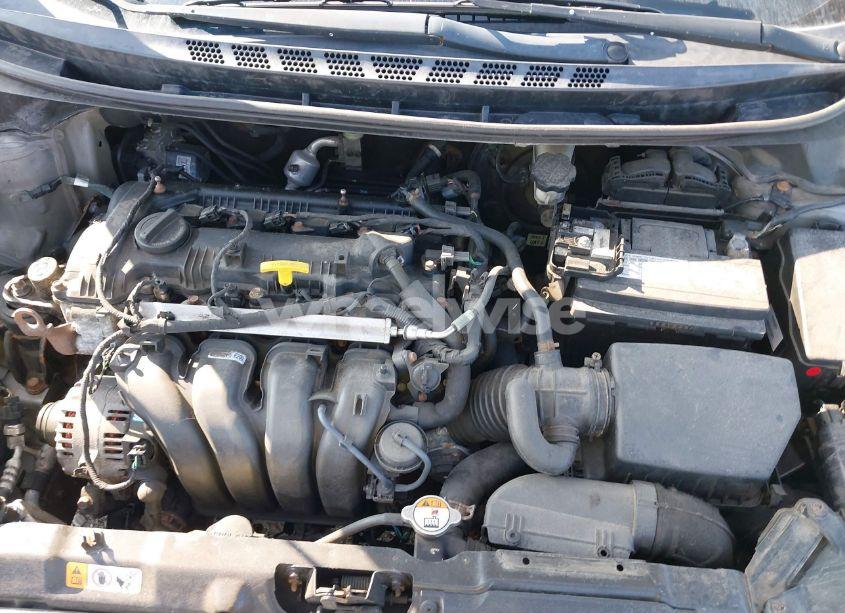 Photo 10 of 2014 Hyundai Elantra SE (VIN 5NPDH4AE1EH531813)