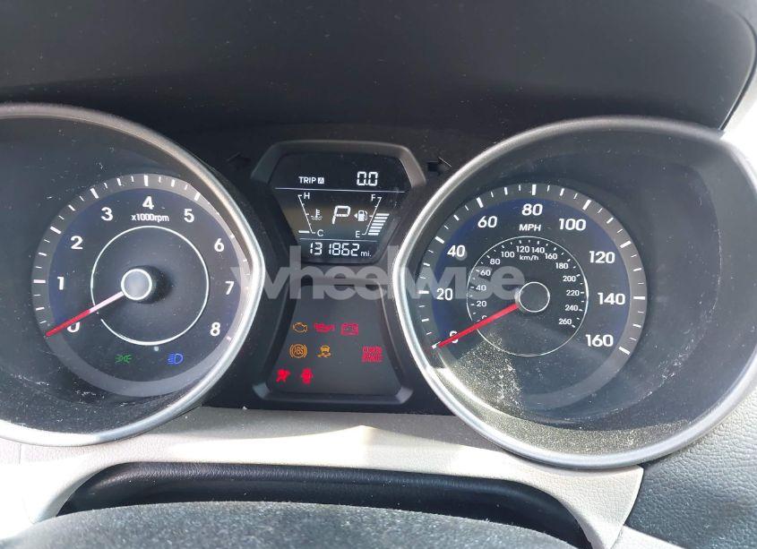 Photo 7 of 2014 Hyundai Elantra SE (VIN 5NPDH4AE1EH540883)