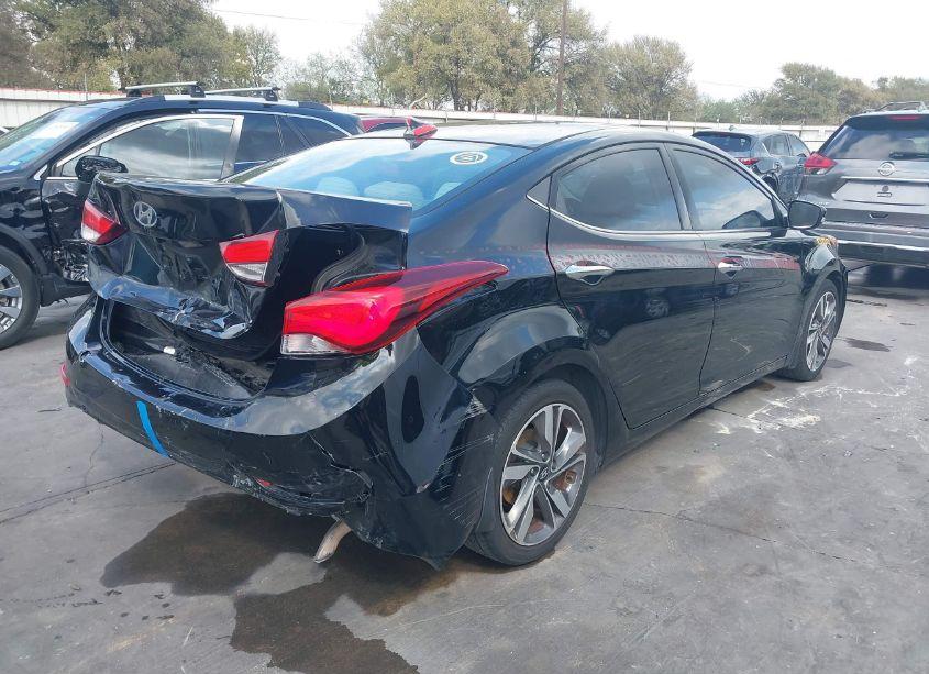 Photo 4 of 2015 Hyundai Elantra LIMITED (VIN 5NPDH4AE1FH555191)