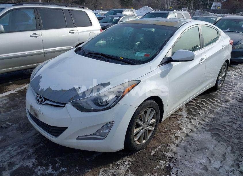 Photo 2 of 2015 Hyundai Elantra SE (VIN 5NPDH4AE1FH564697)