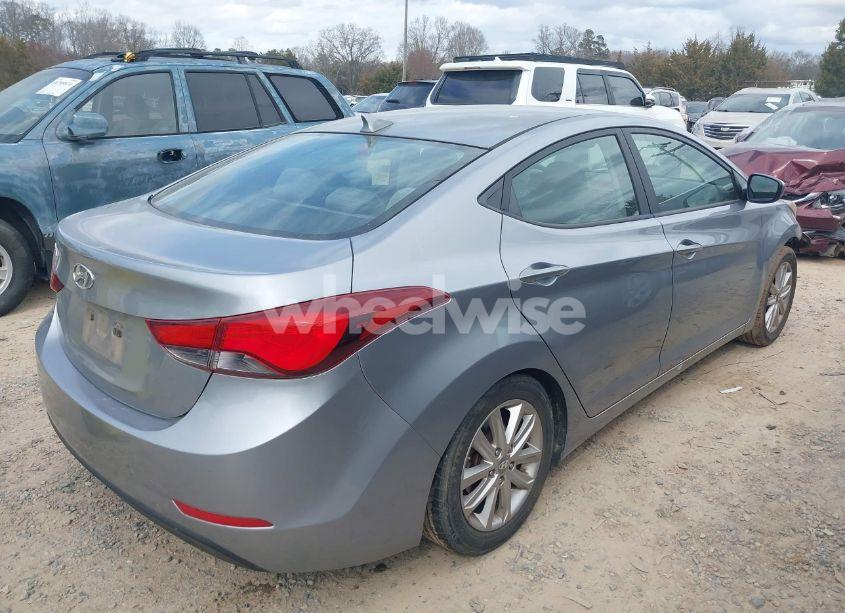 Photo 4 of 2015 Hyundai Elantra SE (VIN 5NPDH4AE1FH596582)