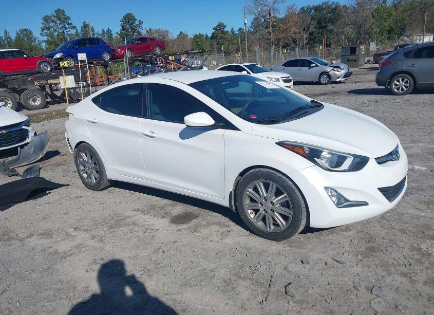 2015 Hyundai Elantra SE (VIN 5NPDH4AE1FH607127) main photo