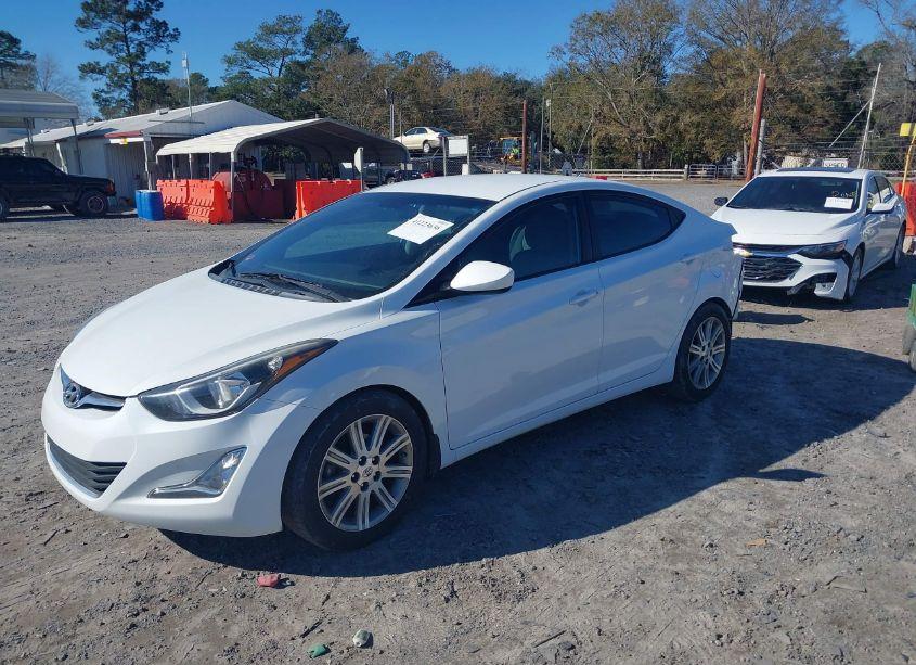 Photo 2 of 2015 Hyundai Elantra SE (VIN 5NPDH4AE1FH607127)