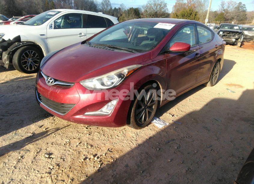 Photo 2 of 2015 Hyundai Elantra SE (VIN 5NPDH4AE1FH619326)