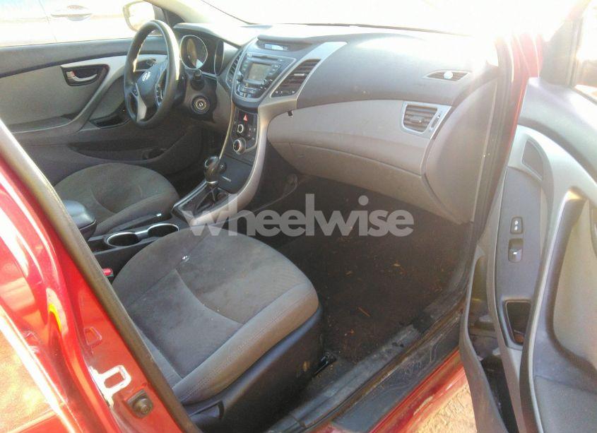 Photo 5 of 2015 Hyundai Elantra SE (VIN 5NPDH4AE1FH619326)