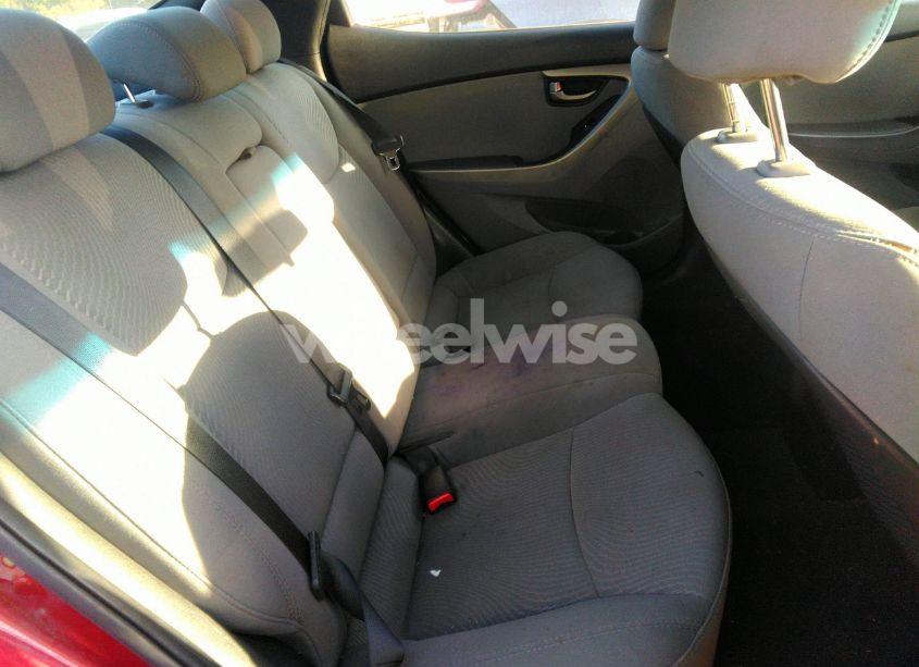 Photo 8 of 2015 Hyundai Elantra SE (VIN 5NPDH4AE1FH619326)