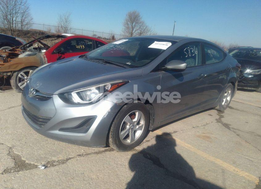 Photo 2 of 2015 Hyundai Elantra SE (VIN 5NPDH4AE1FH624980)