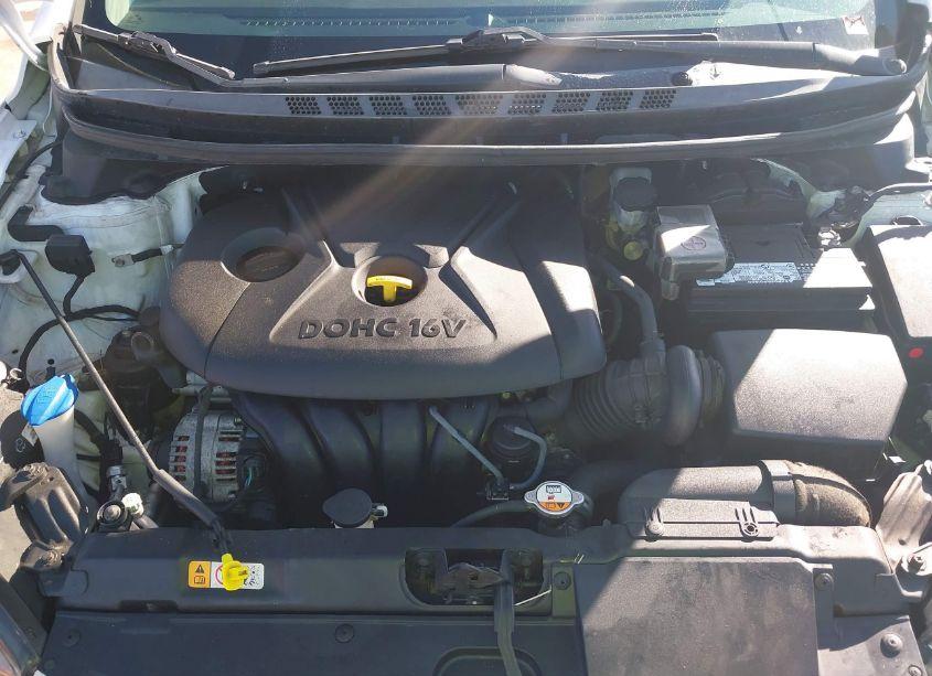 Photo 10 of 2015 Hyundai Elantra LIMITED (VIN 5NPDH4AE1FH632528)