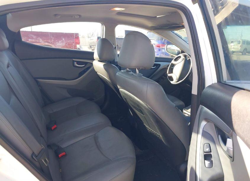 Photo 8 of 2015 Hyundai Elantra LIMITED (VIN 5NPDH4AE1FH632528)