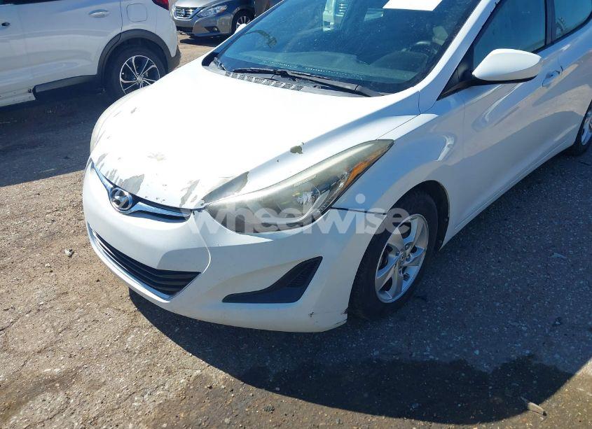 Photo 13 of 2015 Hyundai Elantra SE (VIN 5NPDH4AE1FH650947)