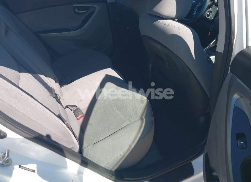 Photo 8 of 2015 Hyundai Elantra SE (VIN 5NPDH4AE1FH650947)