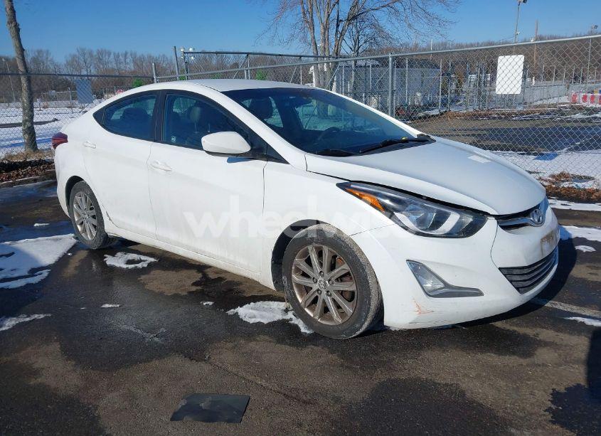 2016 Hyundai Elantra SE (VIN 5NPDH4AE1GH653980) main photo