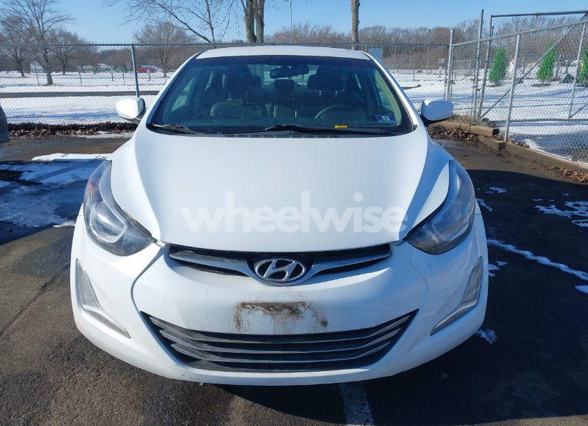 Photo 12 of 2016 Hyundai Elantra SE (VIN 5NPDH4AE1GH653980)