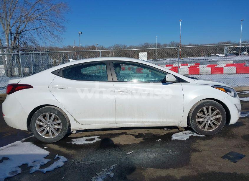 Photo 13 of 2016 Hyundai Elantra SE (VIN 5NPDH4AE1GH653980)