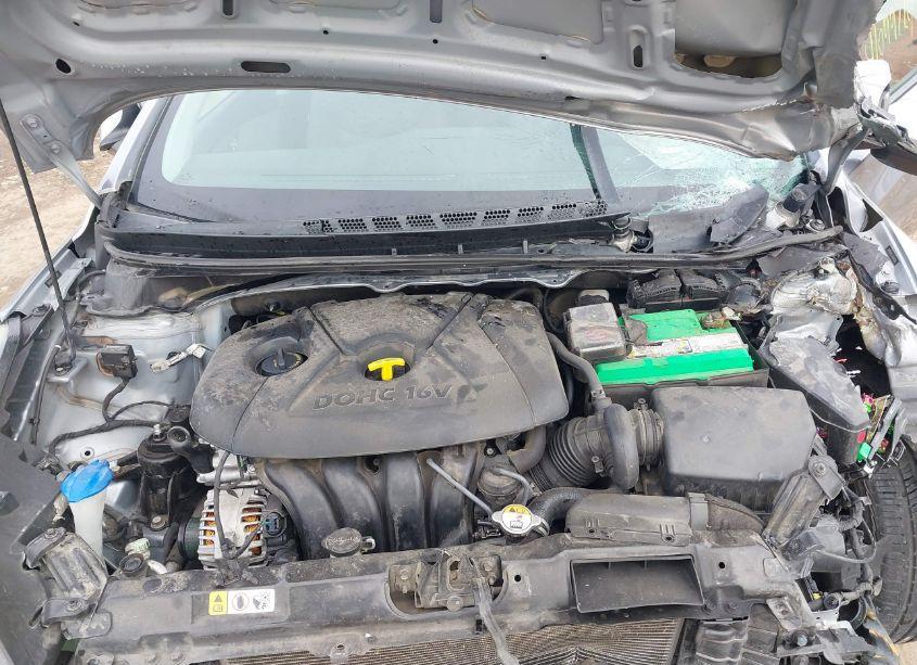 Photo 10 of 2016 Hyundai Elantra SE (VIN 5NPDH4AE1GH654580)