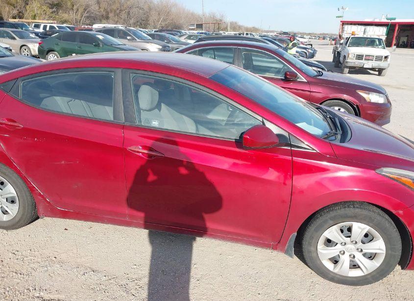 Photo 13 of 2016 Hyundai Elantra SE (VIN 5NPDH4AE1GH669144)