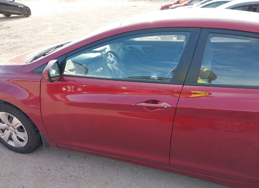 Photo 14 of 2016 Hyundai Elantra SE (VIN 5NPDH4AE1GH669144)