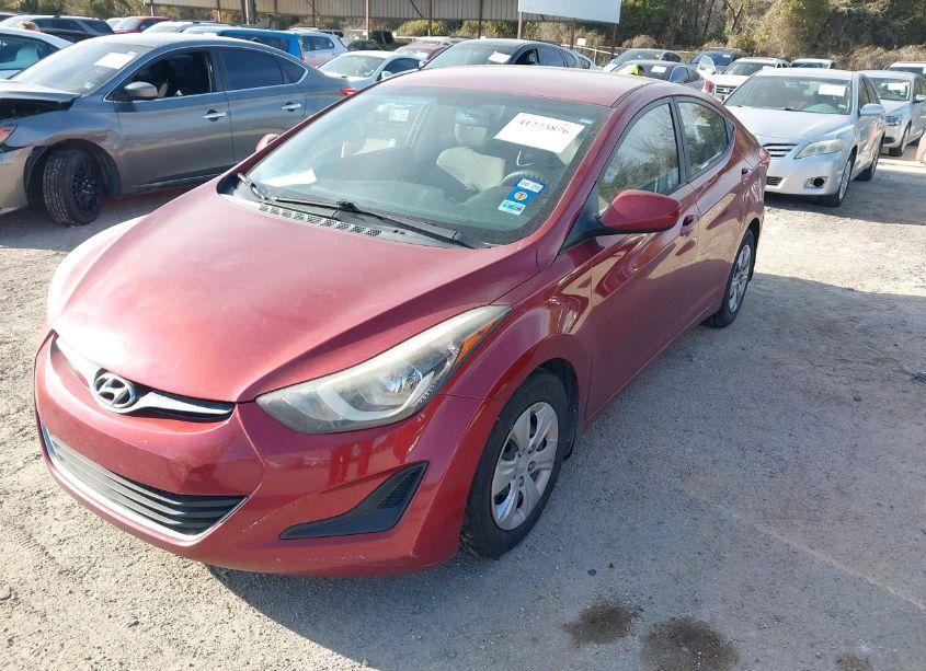 Photo 2 of 2016 Hyundai Elantra SE (VIN 5NPDH4AE1GH669144)
