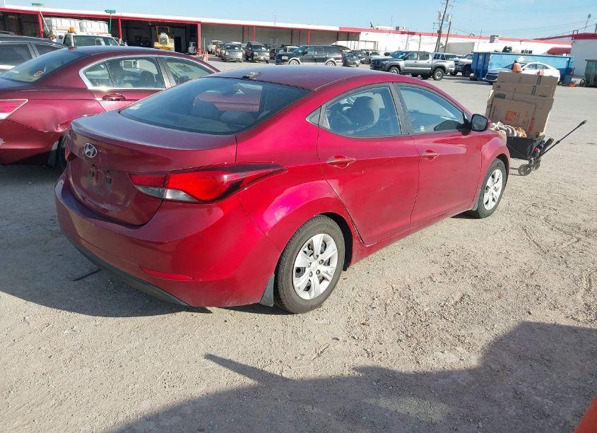 Photo 4 of 2016 Hyundai Elantra SE (VIN 5NPDH4AE1GH669144)