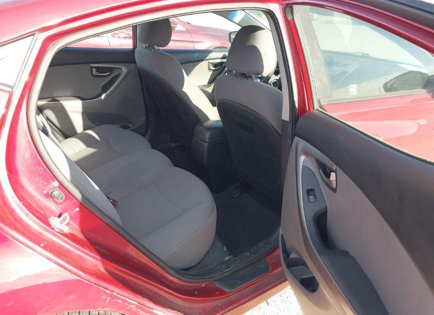 Photo 8 of 2016 Hyundai Elantra SE (VIN 5NPDH4AE1GH669144)