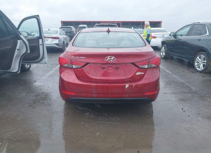 Photo 17 of 2016 Hyundai Elantra SE (VIN 5NPDH4AE1GH672917)