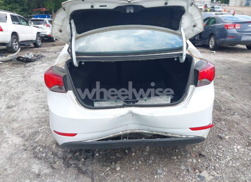 Photo 6 of 2016 Hyundai Elantra SE (VIN 5NPDH4AE1GH687157)