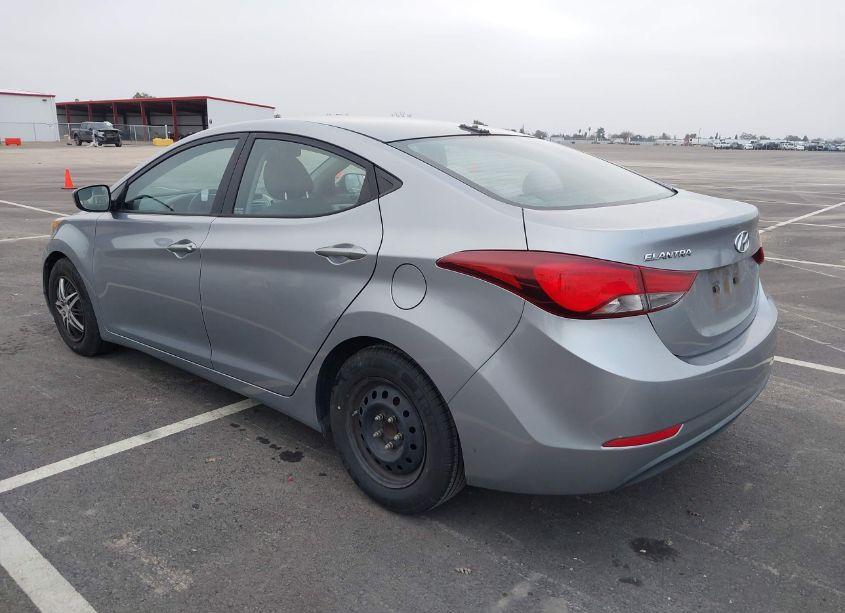 Photo 3 of 2016 Hyundai Elantra SE (VIN 5NPDH4AE1GH709044)