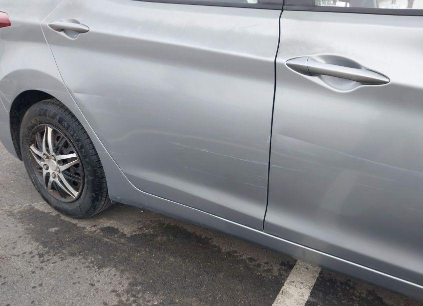 Photo 6 of 2016 Hyundai Elantra SE (VIN 5NPDH4AE1GH709044)