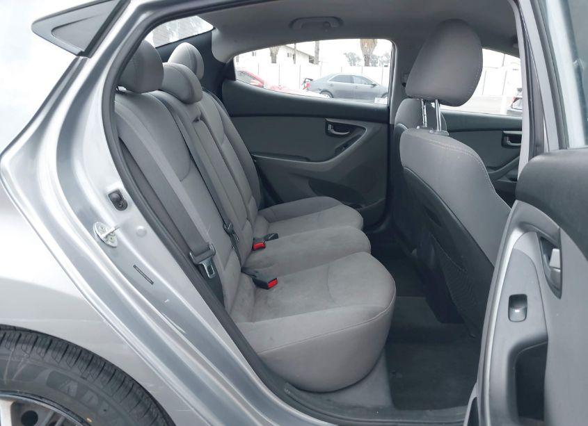 Photo 8 of 2016 Hyundai Elantra SE (VIN 5NPDH4AE1GH709044)