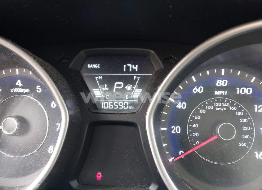 Photo 15 of 2016 Hyundai Elantra SE (VIN 5NPDH4AE1GH710162)