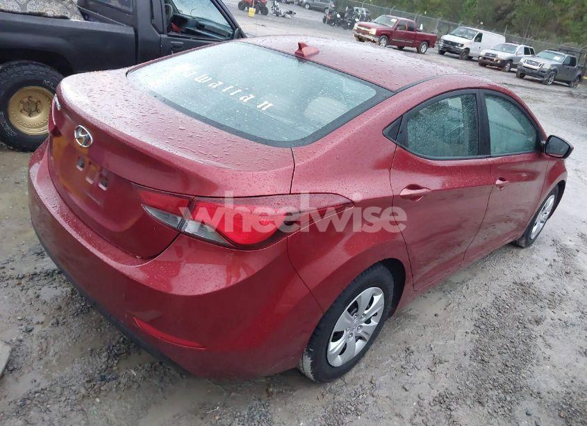 Photo 4 of 2016 Hyundai Elantra SE (VIN 5NPDH4AE1GH724465)